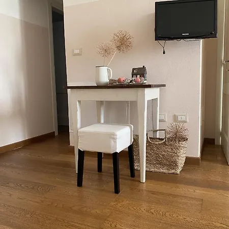 Melloni Street Bed & Breakfast